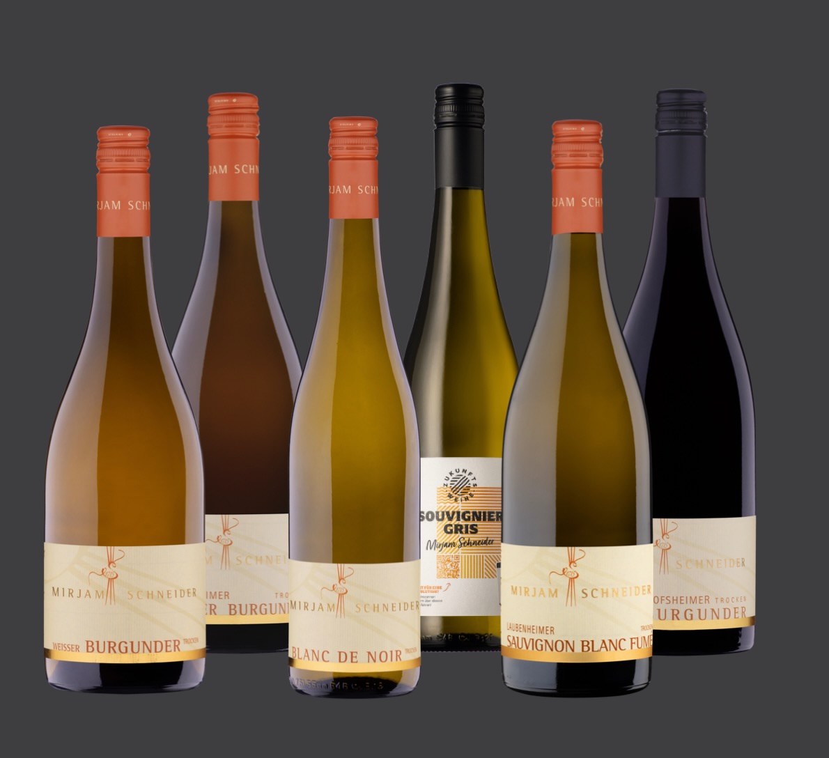 <br>Nr.: PHG<br>Weinpaket "Herbstgeflüster"<br>2024 Weißer Burgunder<br>2024 Bodenheimer Grauer Burgunder<br>2024 Merlot BDN<br>2024 ZUKUNFTSWEIN - Souvignier Gris<br>2023 Laubenheimer Sauvignon Blanc Fumé<br>2022 Gau - Bischofsheimer Spätburgunder<br>